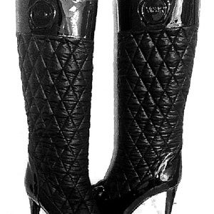 ON SALE!  Viktor&Rolf Quilted Knee High Boots NWOB